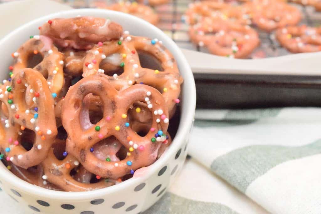 Bowl filled with yogurt covered pretzels.