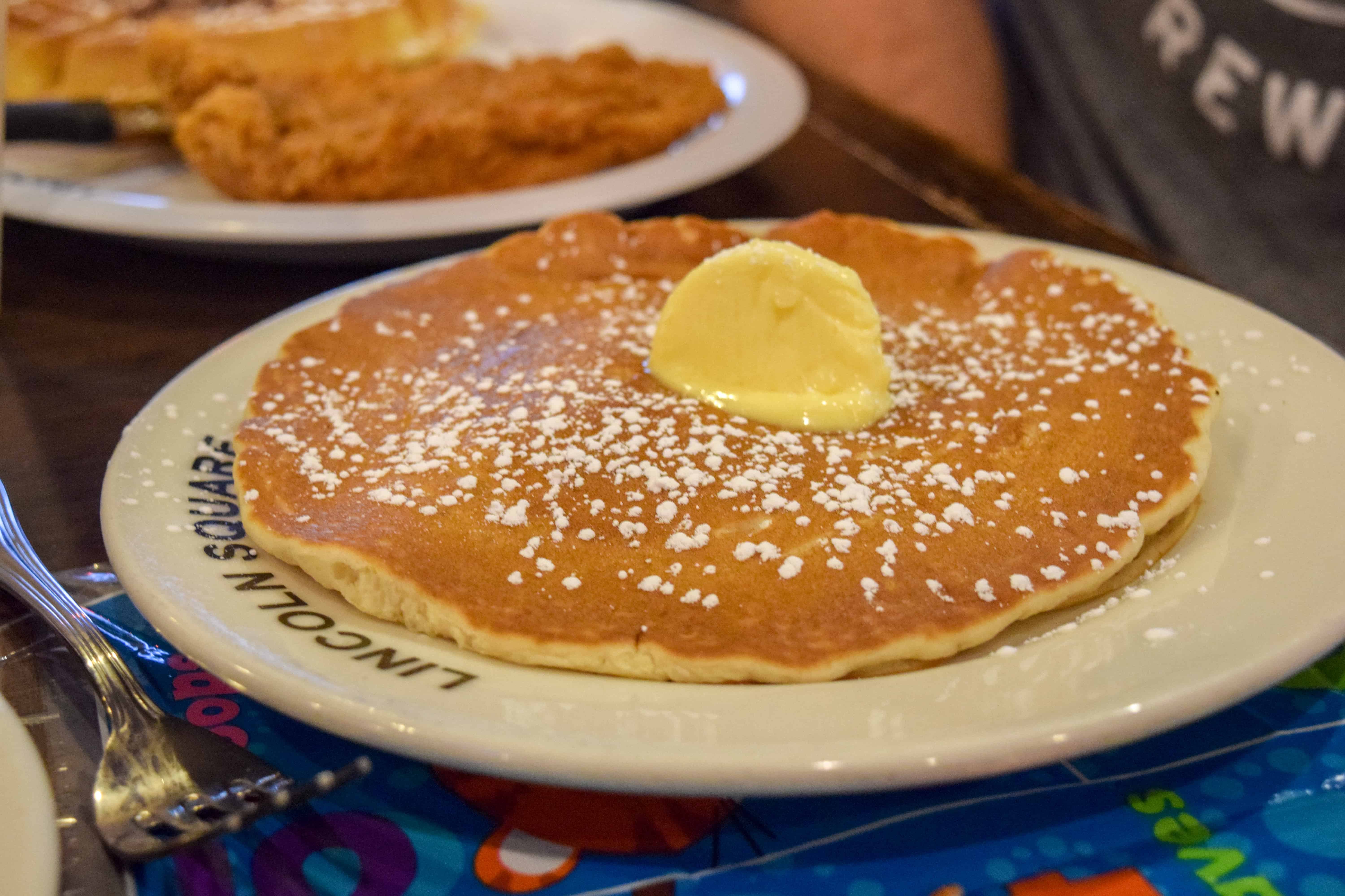 Indianapolis. This Lincoln Square Pancake House review tells you how it’s family friendly, what to get on the menu and all about their locations. We loved Lincoln Square Pancake House and can’t wait to visit again. 