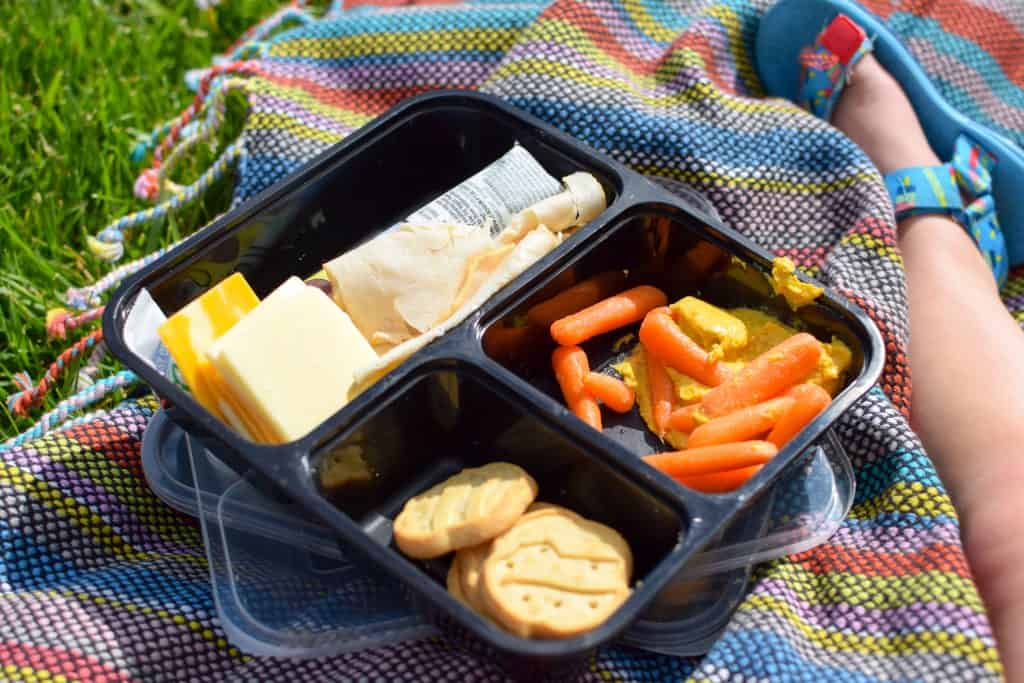 DIY Turkey Lunchables (5-Minutes)