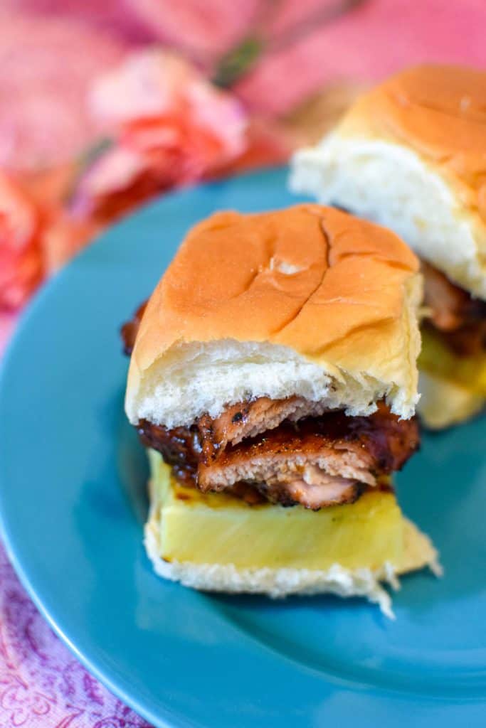 Hawaiian-Chicken-Sliders-3