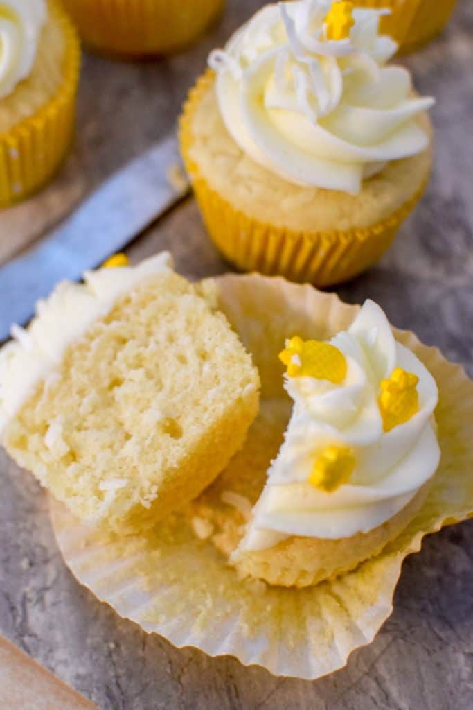 Pina Colada Cupcakes #SummerDessertWeek | Easy Pineapple Coconut Cupcakes | Pineapple Icing 