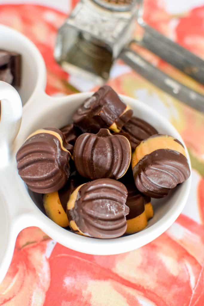 Pumpkin (Shaped) Peanut Butter Chocolate Cups | Easy Candy for #Choctoberfest