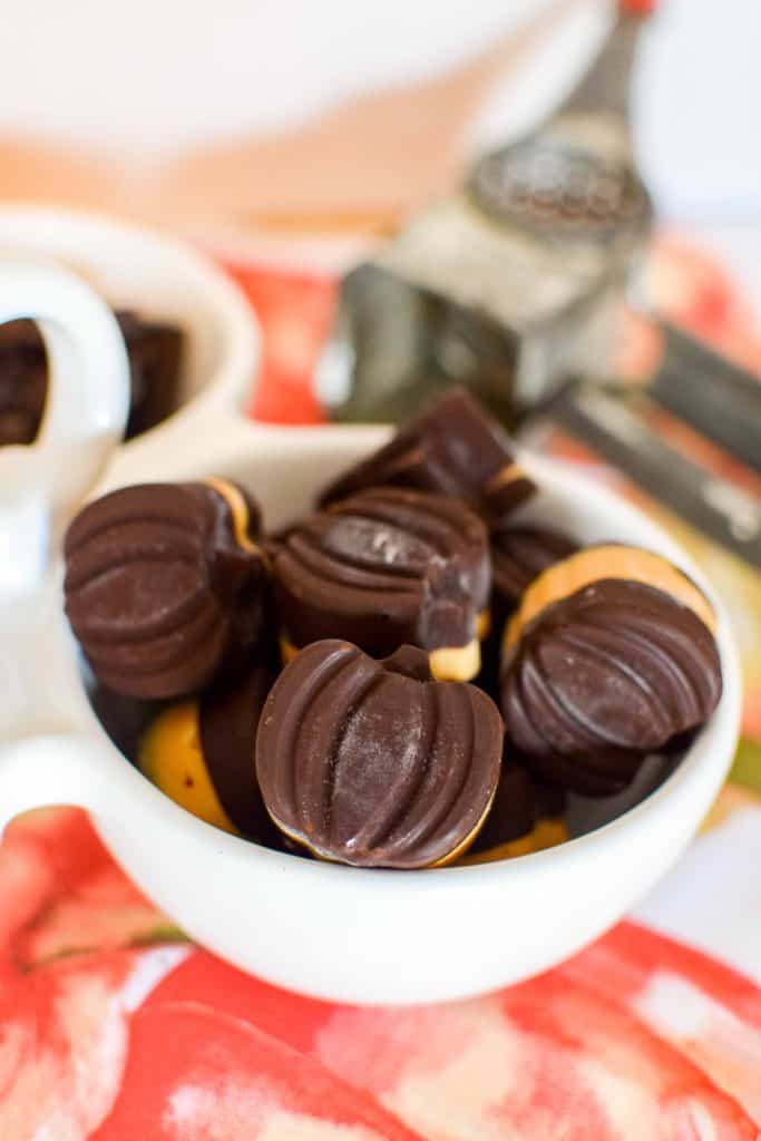 Pumpkin (Shaped) Peanut Butter Chocolate Cups | Easy Candy for #Choctoberfest