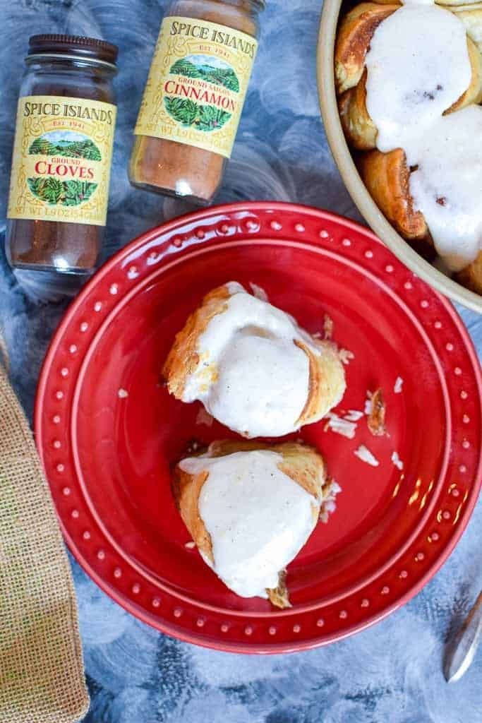 Simple, easy, and delicious puff pastry cinnamon rolls topped with a homemade cream cheese icing made with vanilla bean paste. 