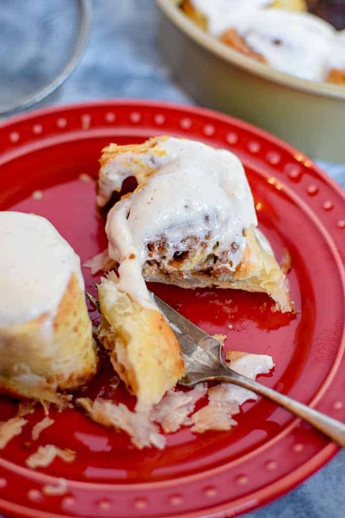 Simple, easy, and delicious puff pastry cinnamon rolls topped with a homemade cream cheese icing made with vanilla bean paste. 