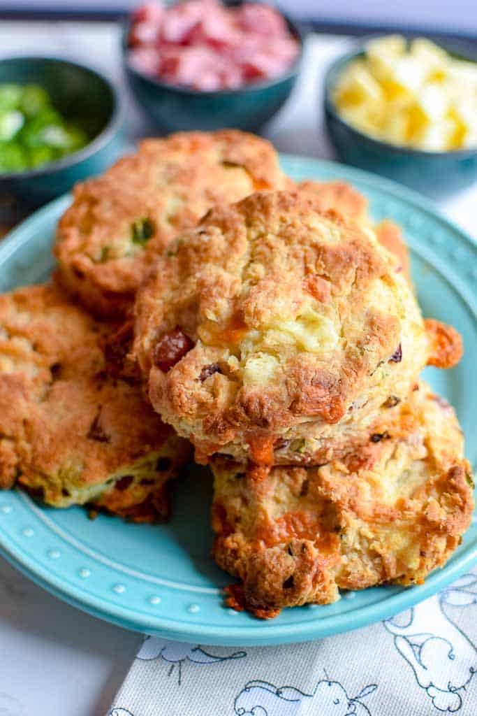 Homemade and delicious ham and white cheddar scones. These are buttery and perfect for breakfast. Ham and cheese scones are the most delicious way to start your day. 