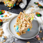 Did you think that Lucky Charms couldn't be better? Well, well, well, how about these 3 ingredient Lucky Charms Bars?! This super delicious dessert is so simple to make, absolutely (magically) delicious, and perfect for St. Patrick's Day.