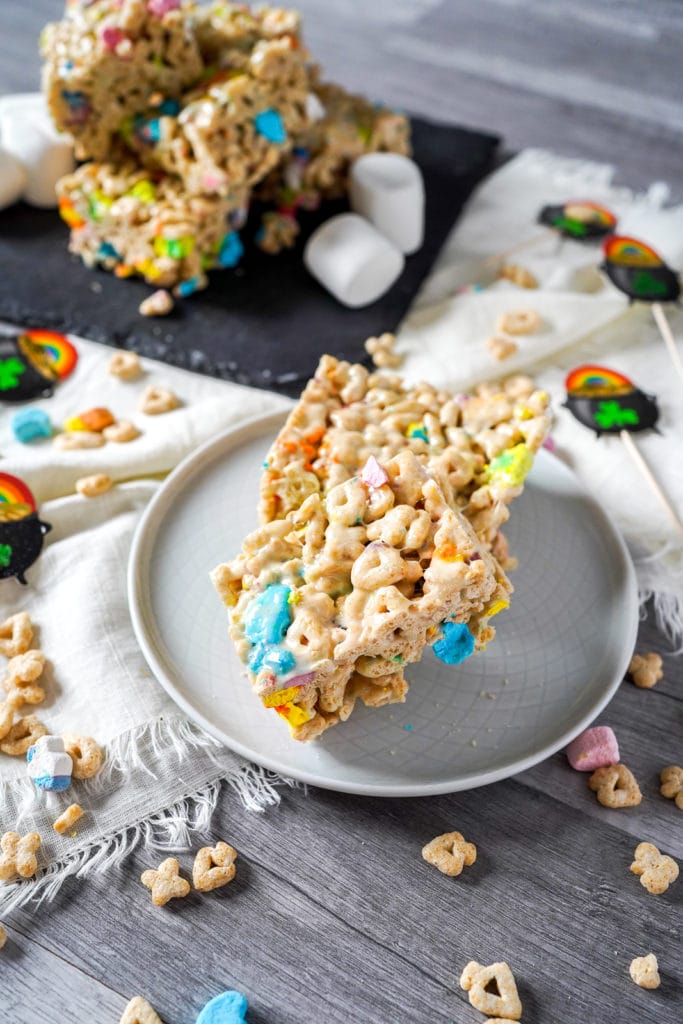 3 Ingredient lucky charms bars on a plate.