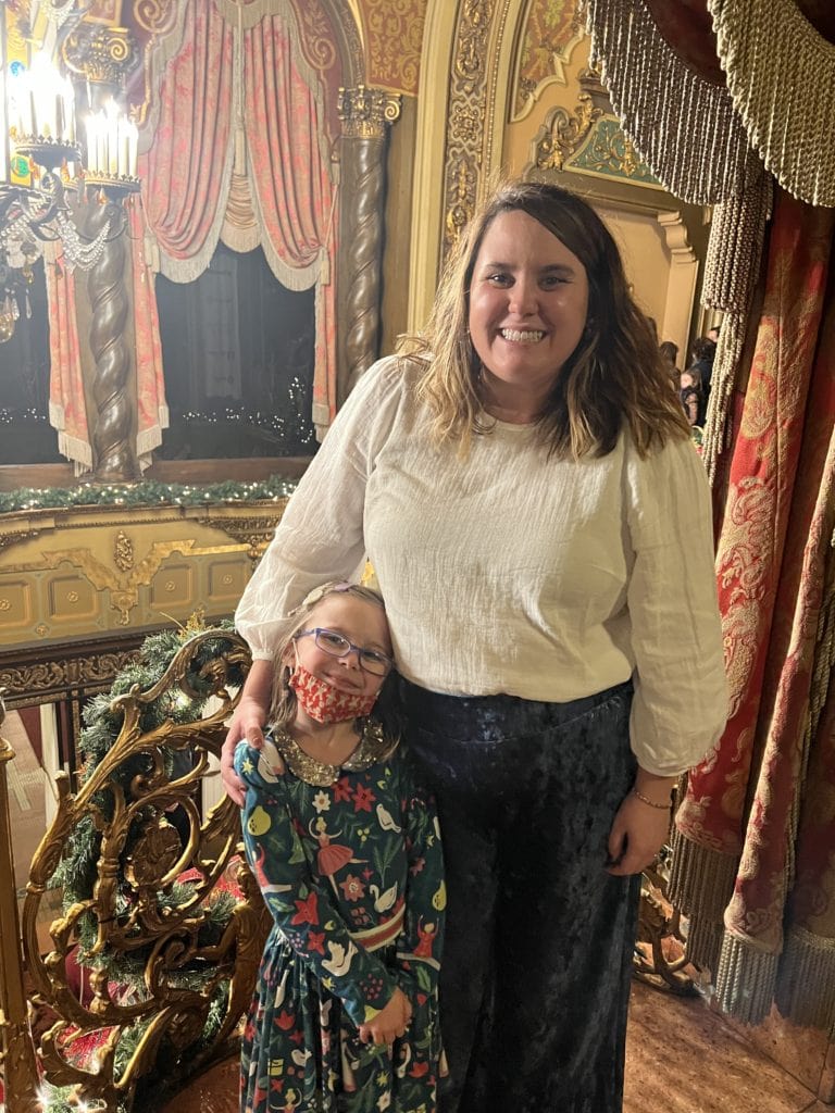 Mom and daughter at the Ohio Theatre in Columbus, Ohio